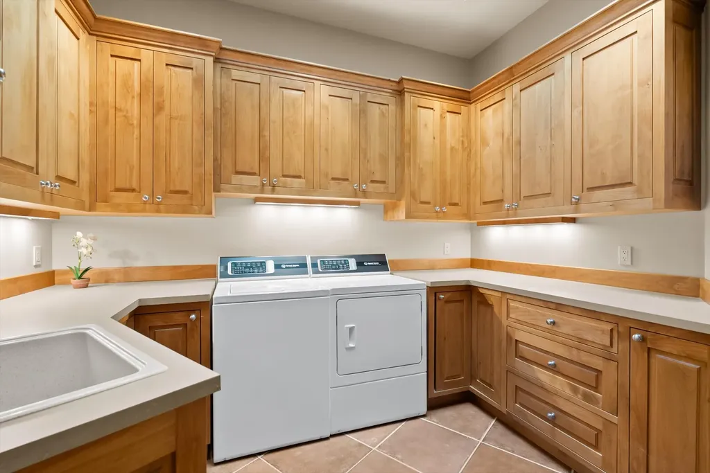 639 Three Eagle Lane Bigfork MT 59911