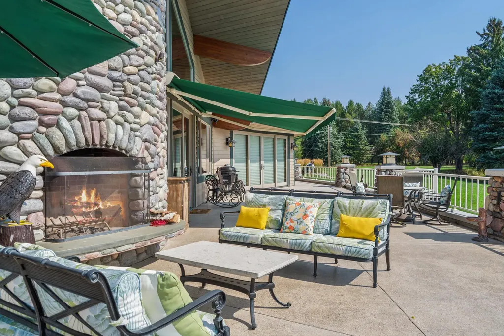 639 Three Eagle Lane Bigfork MT 59911