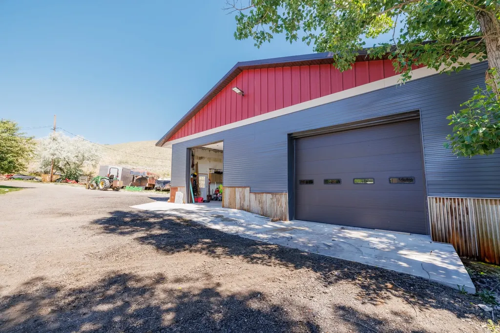 58 Gilman Road Garrison MT 59731