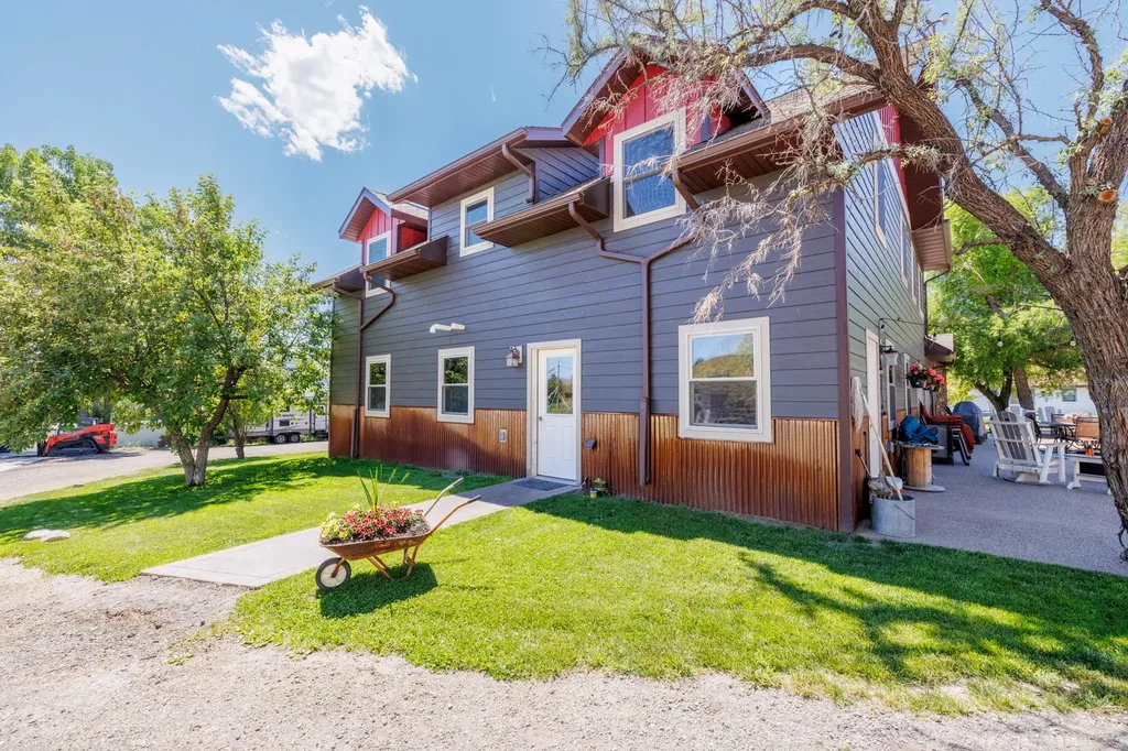 58 Gilman Road Garrison MT 59731