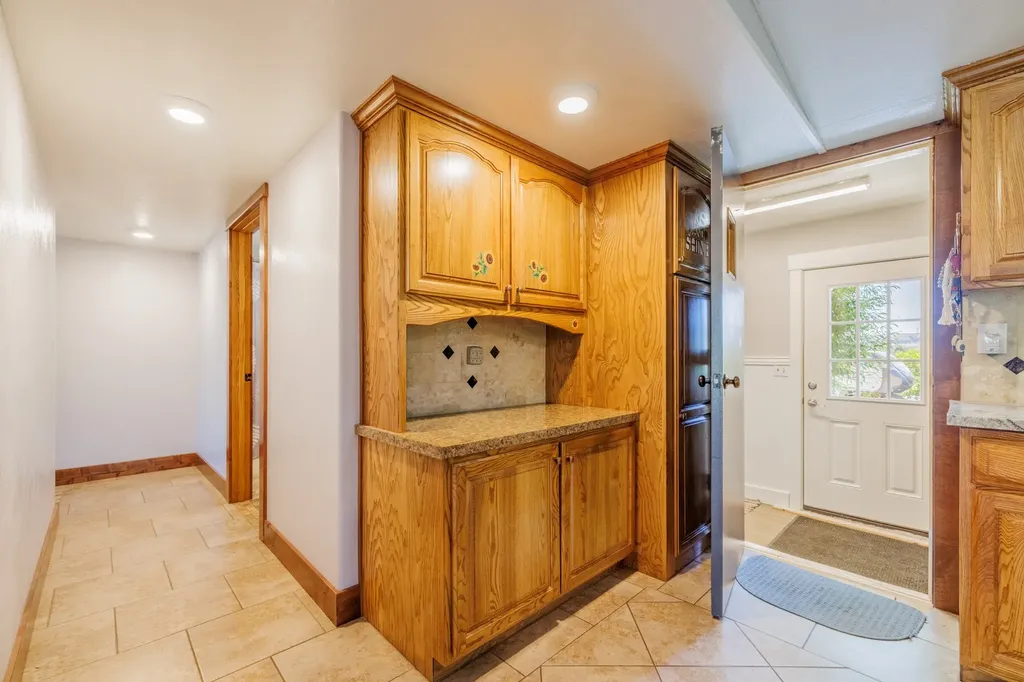 58 Gilman Road Garrison MT 59731
