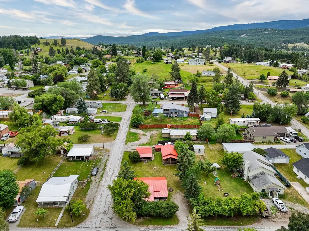 450 6th Street E Eureka MT 59917
