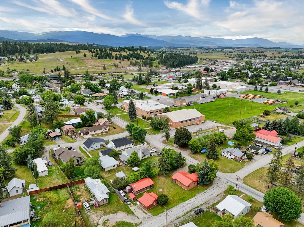 450 6th Street E Eureka MT 59917