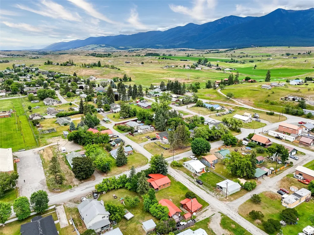 450 6th Street E Eureka MT 59917