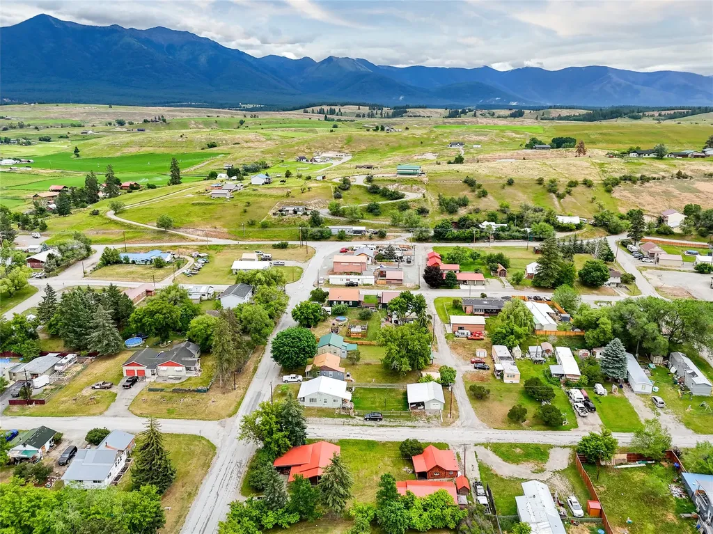 450 6th Street E Eureka MT 59917