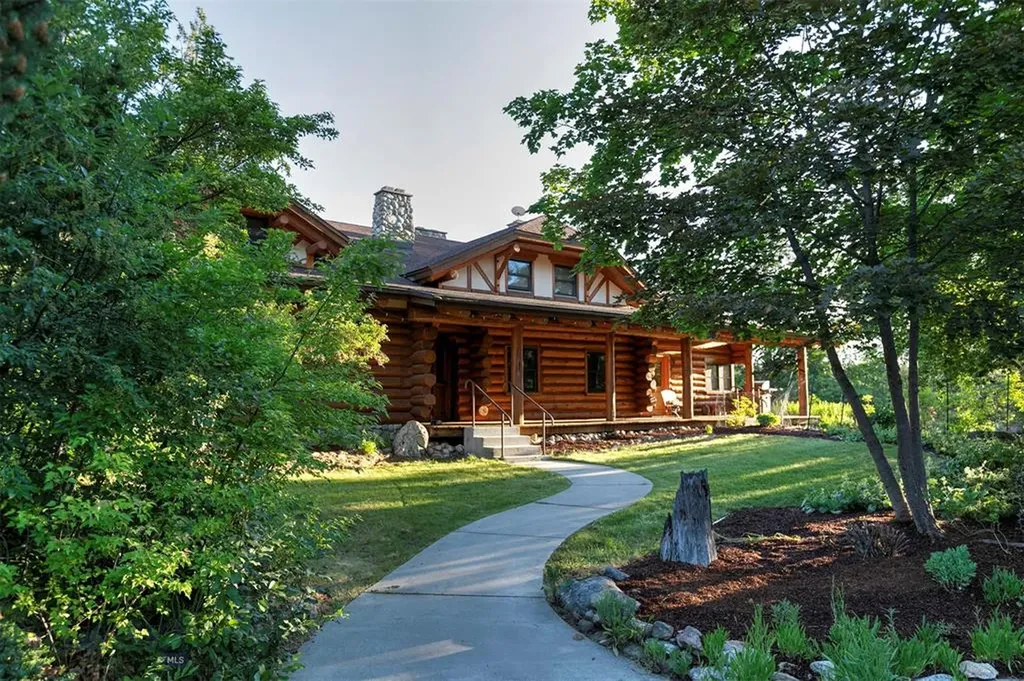 5600 Spring Mountain Road Florence MT 59833