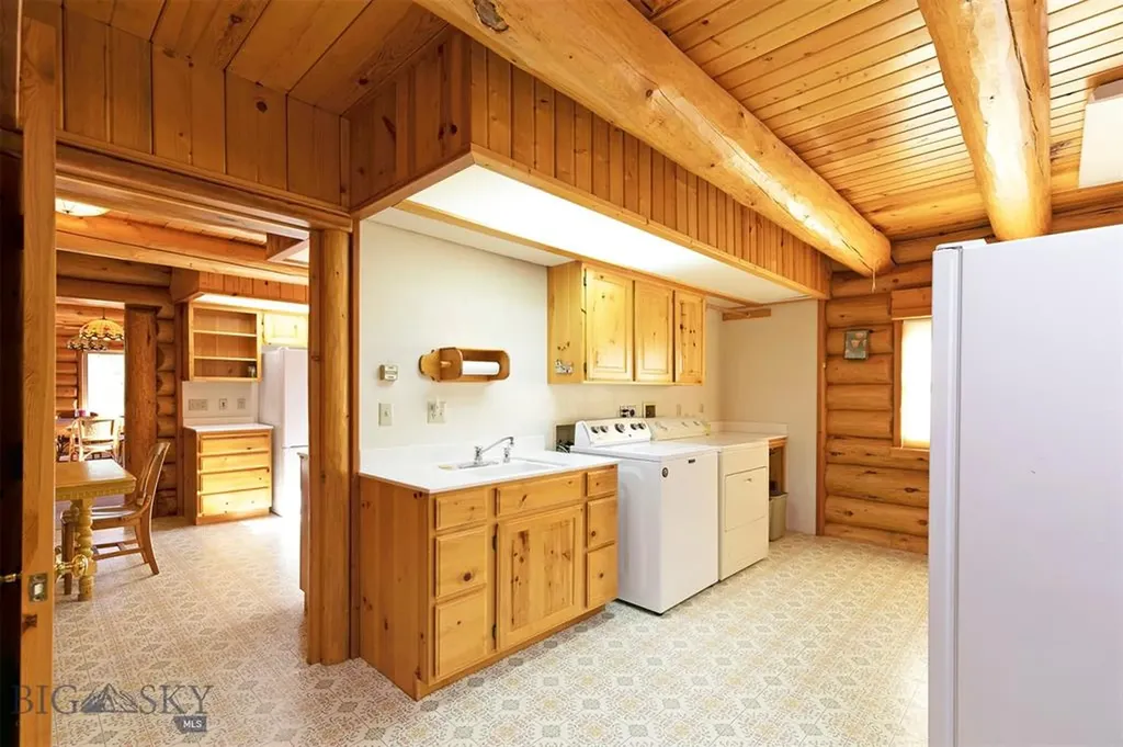 5600 Spring Mountain Road Florence MT 59833