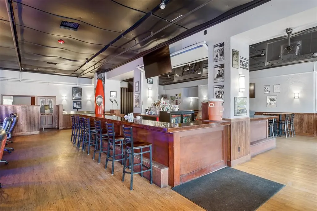 135 W Broadway Street Missoula MT 59802