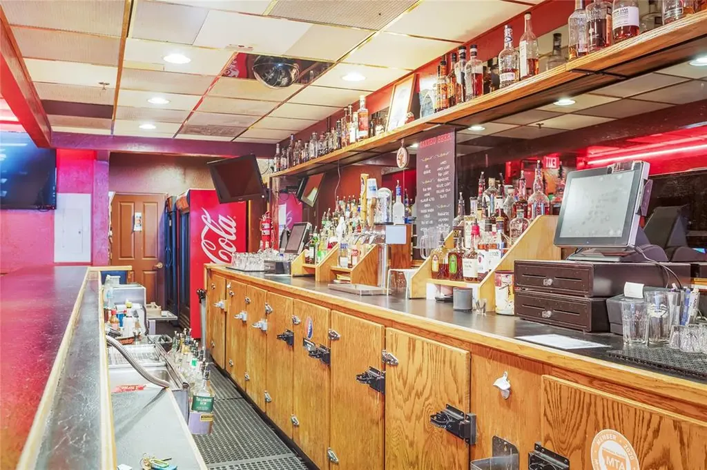 135 W Broadway Street Missoula MT 59802