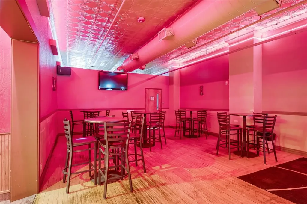135 W Broadway Street Missoula MT 59802