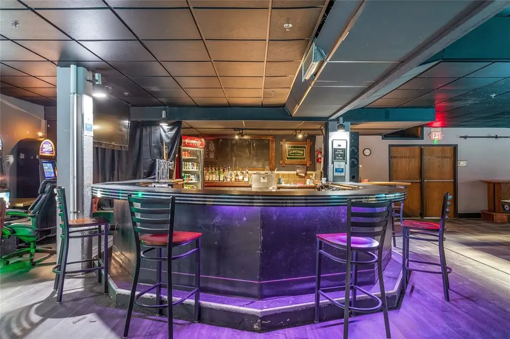135 W Broadway Street Missoula MT 59802