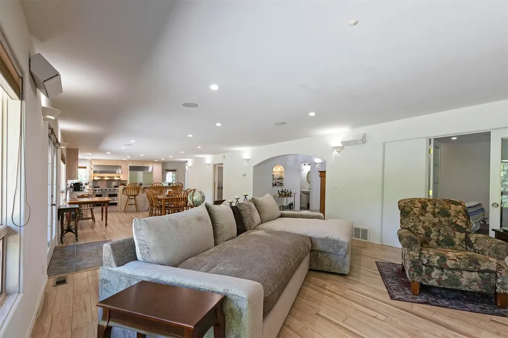 236 Oso Trail Victor MT 59875
