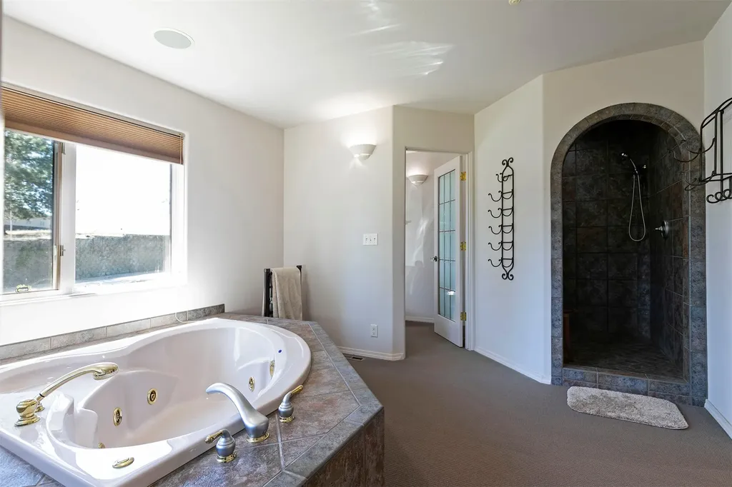 236 Oso Trail Victor MT 59875