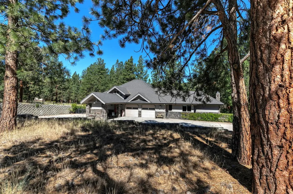236 Oso Trail Victor MT 59875