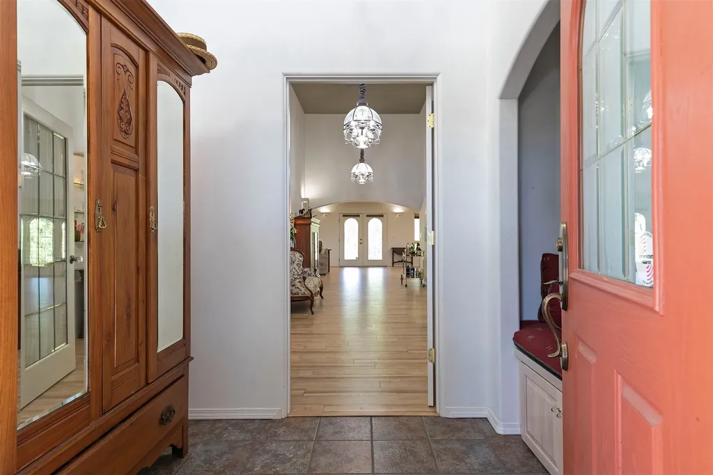 236 Oso Trail Victor MT 59875