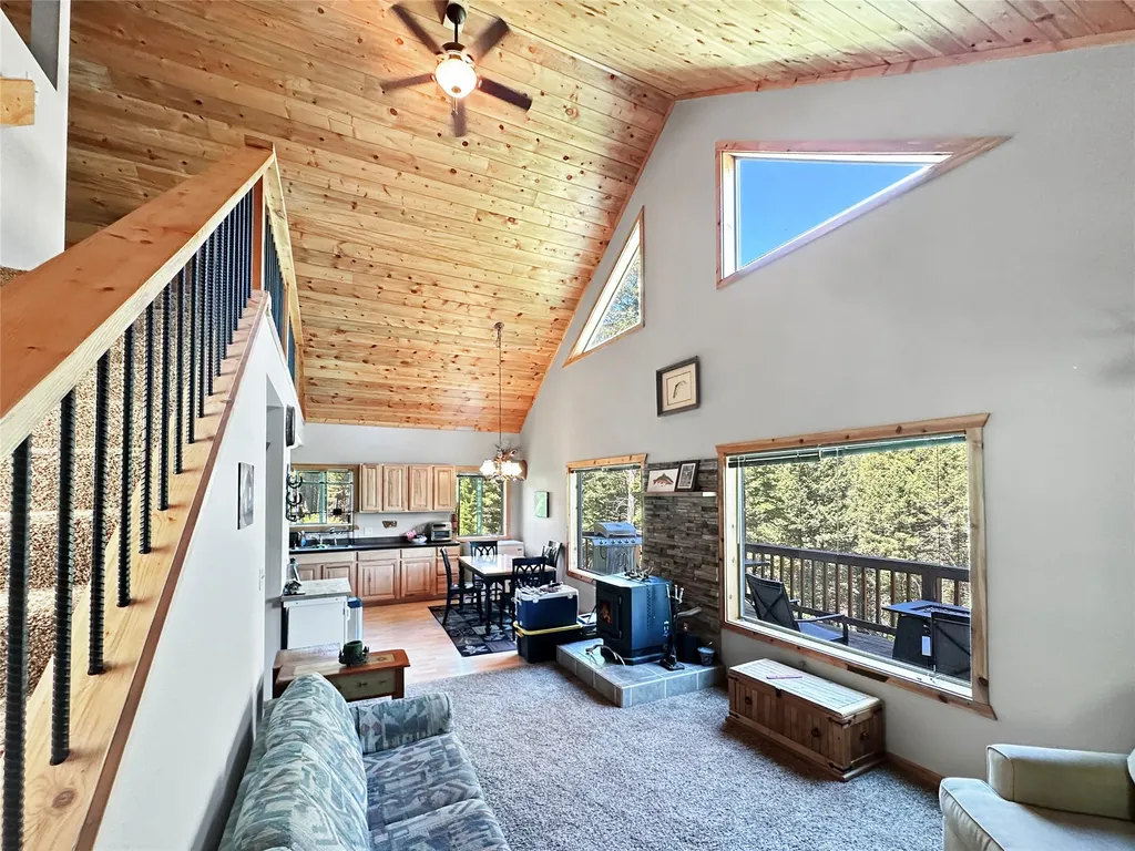 16 Upper Slope Road Cardwell MT 59721