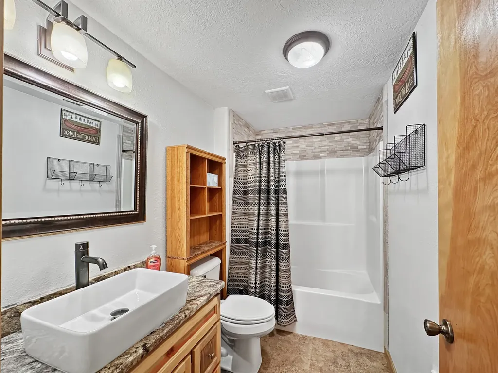 16 Upper Slope Road Cardwell MT 59721