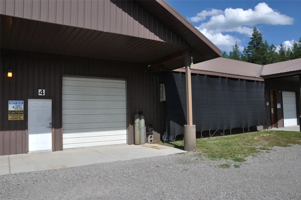 6065 - 6073 Us Highway 93 N Olney MT 59927