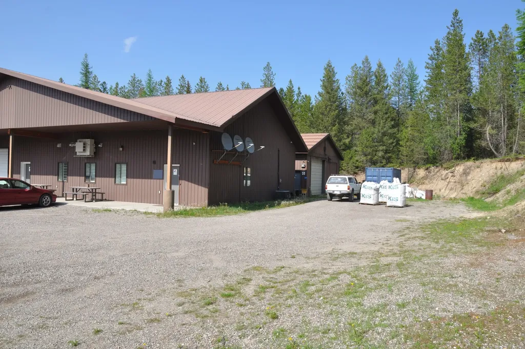 6065 - 6073 Us Highway 93 N Olney MT 59927