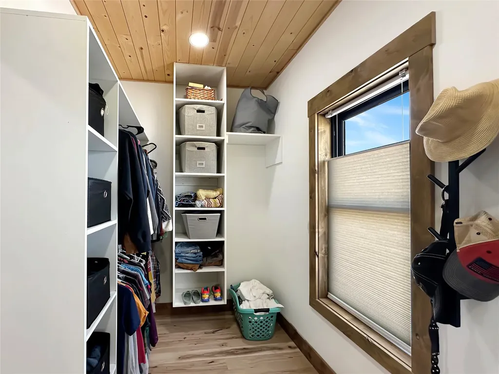 8 Montana Way Ennis MT 59729