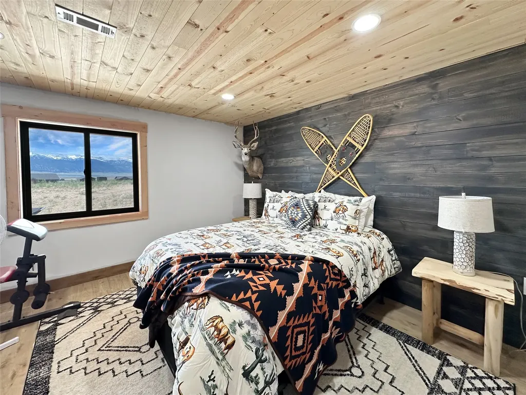8 Montana Way Ennis MT 59729