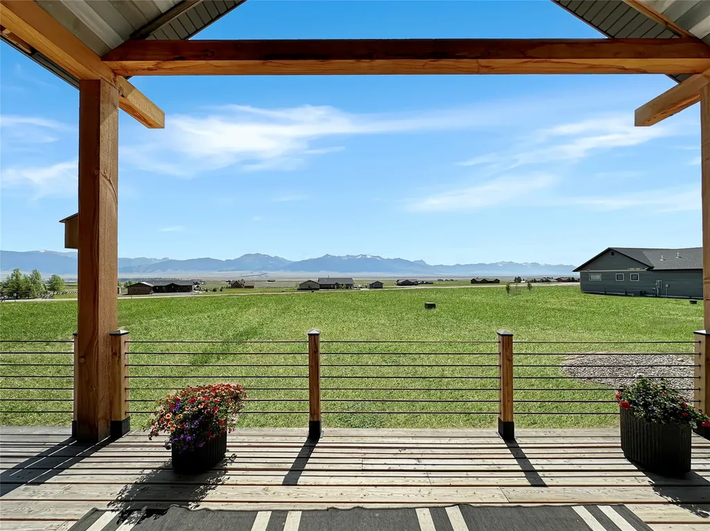 8 Montana Way Ennis MT 59729