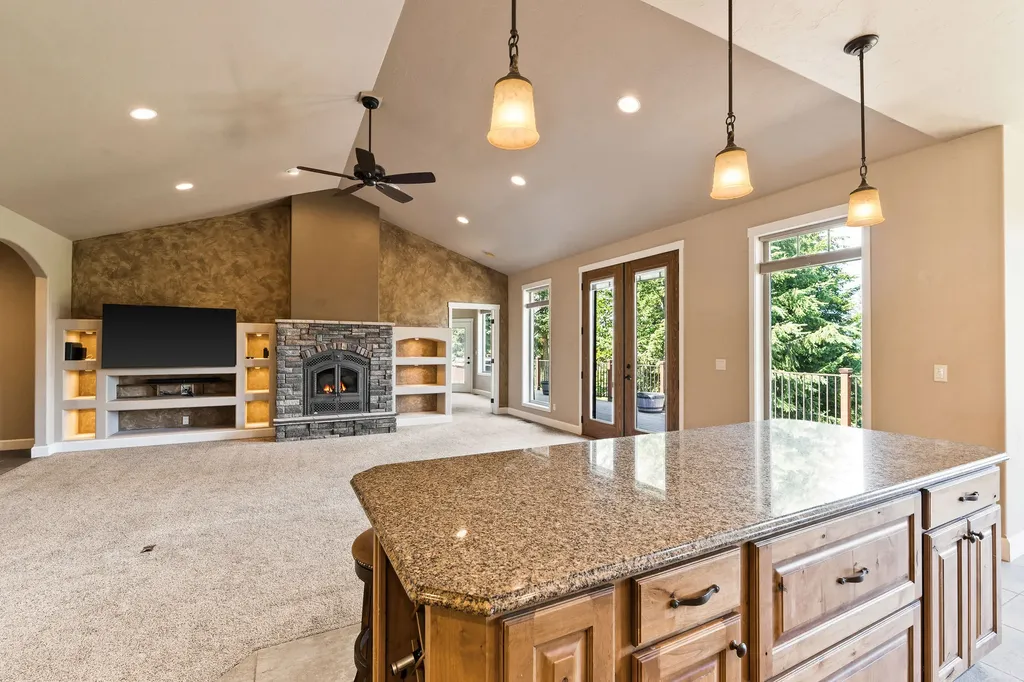 149 Monet Road Lakeside MT 59922