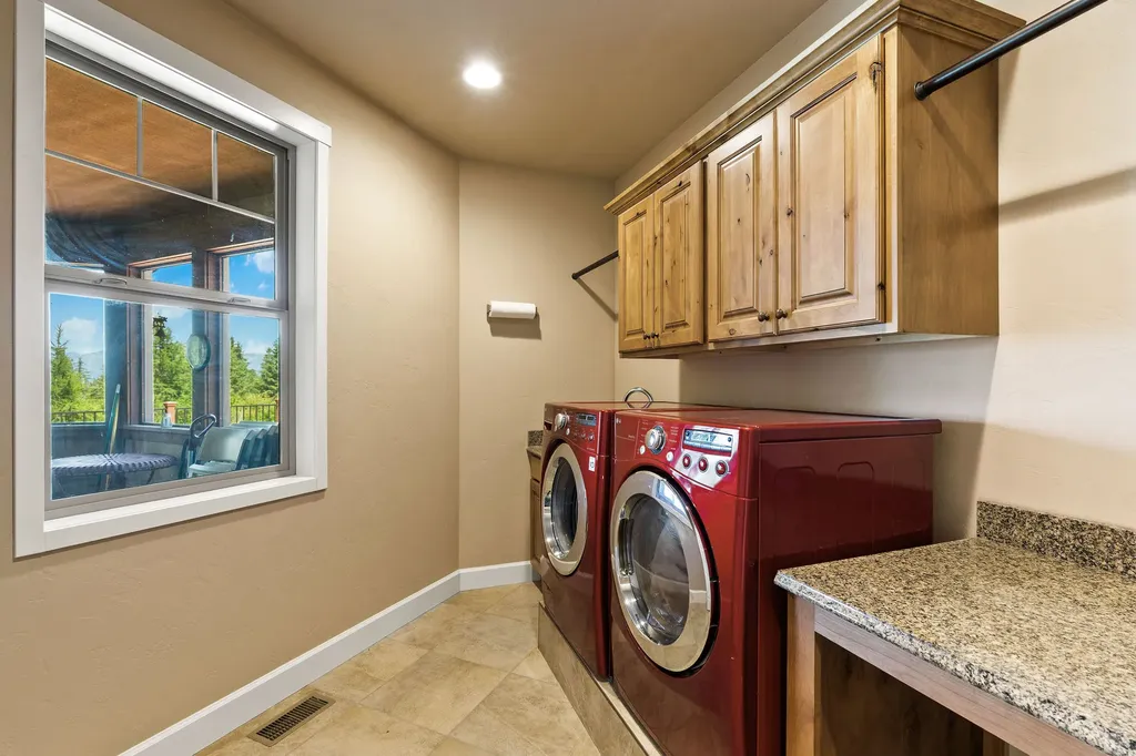 149 Monet Road Lakeside MT 59922