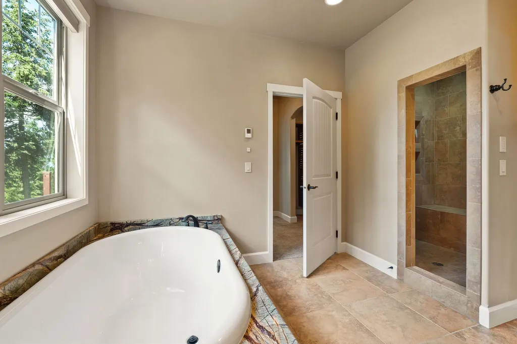 149 Monet Road Lakeside MT 59922