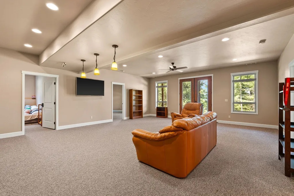 149 Monet Road Lakeside MT 59922