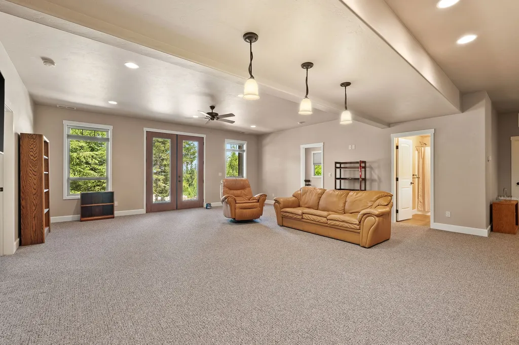 149 Monet Road Lakeside MT 59922
