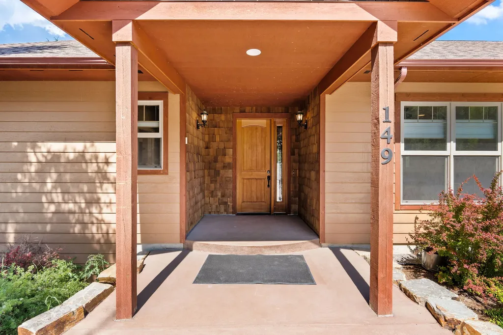 149 Monet Road Lakeside MT 59922