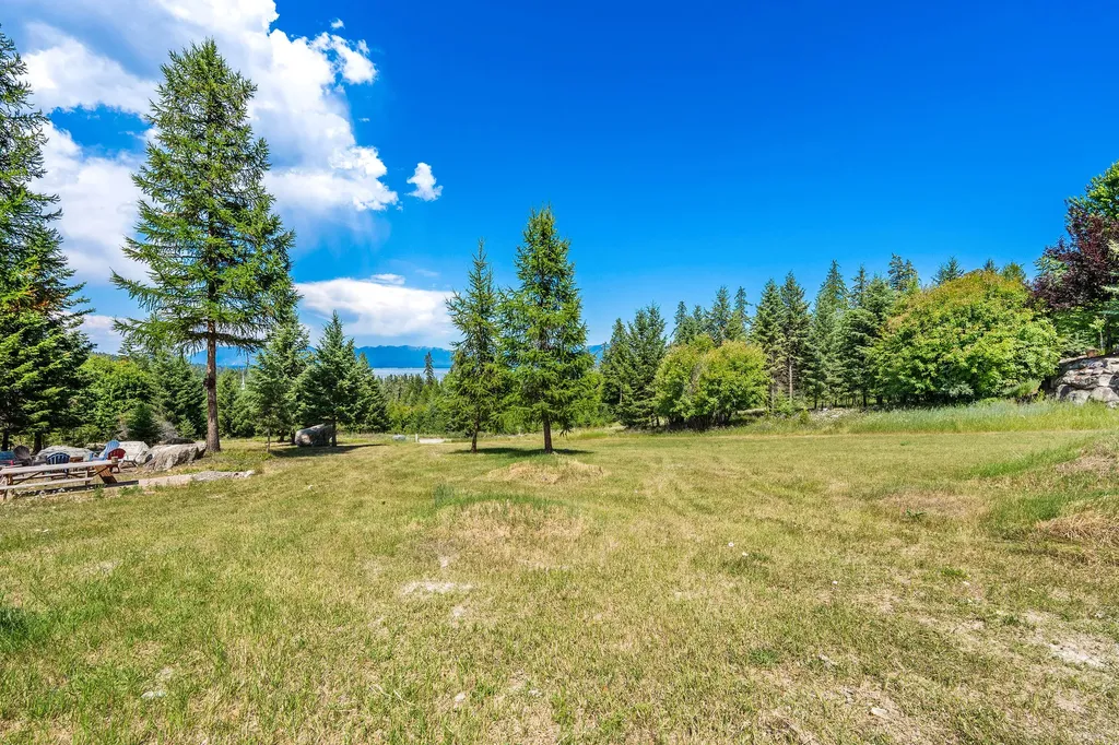 149 Monet Road Lakeside MT 59922
