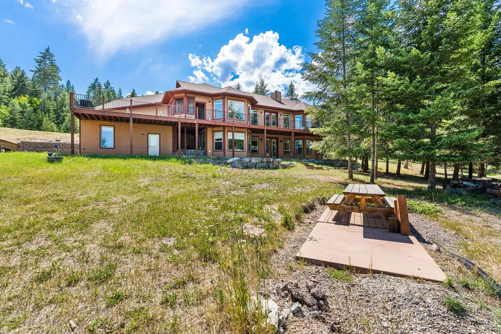 149 Monet Road Lakeside MT 59922
