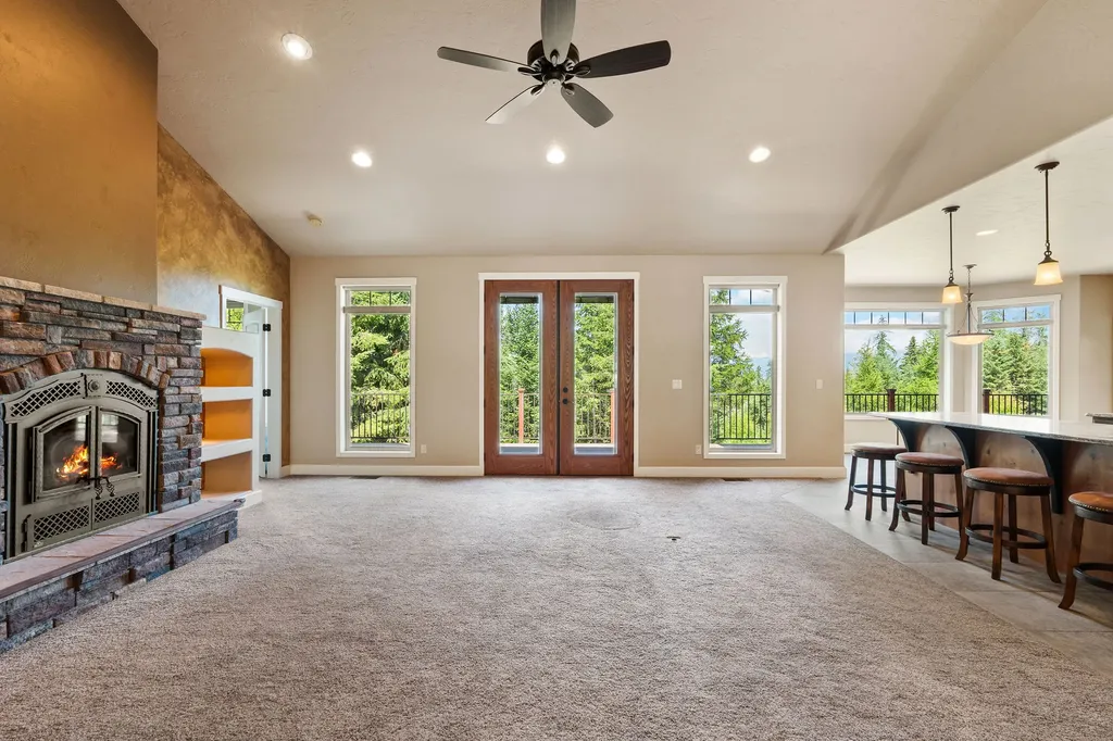 149 Monet Road Lakeside MT 59922