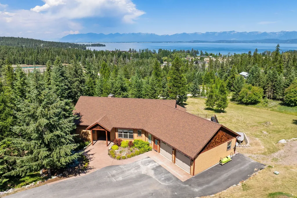 149 Monet Road Lakeside MT 59922
