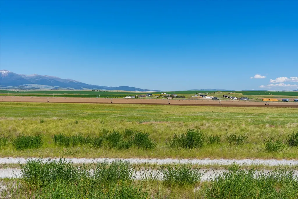 71 Fritsche Lane Townsend MT 59644