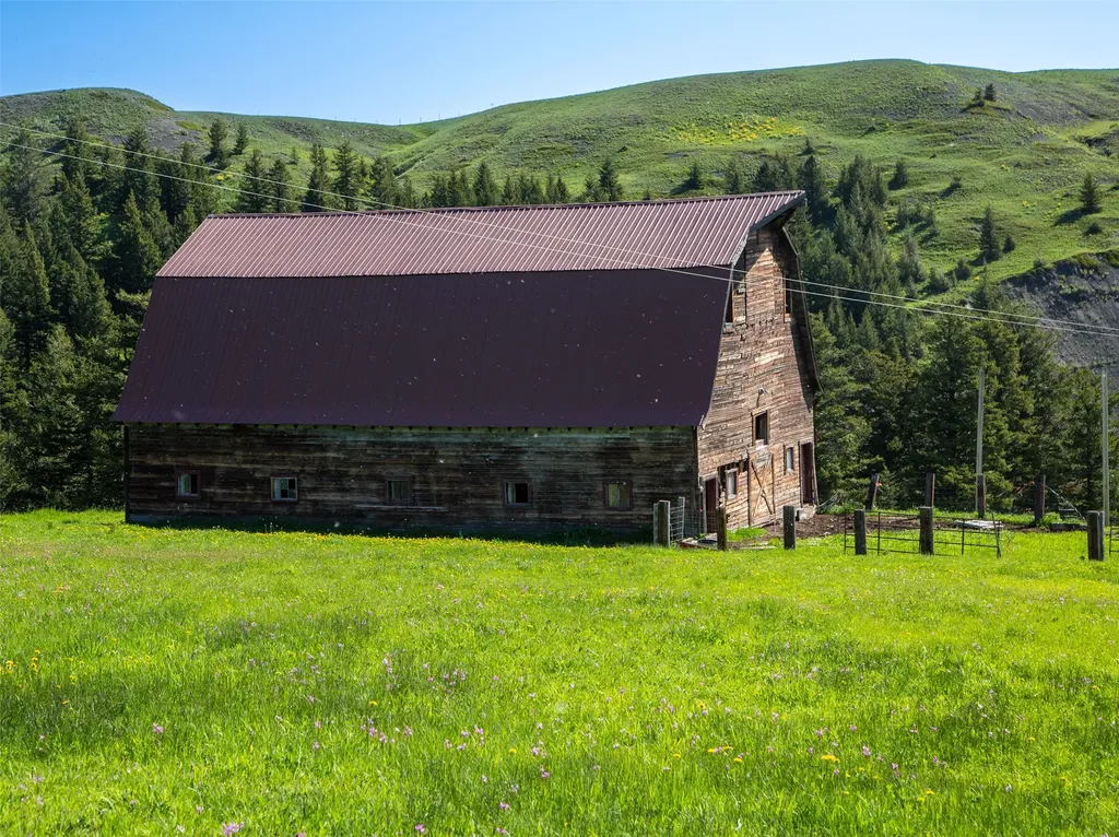21001 Us Highway 2 East Glacier Park MT 59434