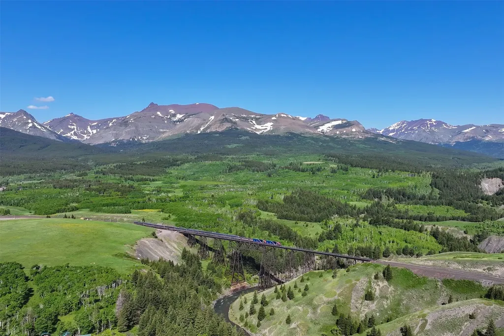 21001 Us Highway 2 East Glacier Park MT 59434