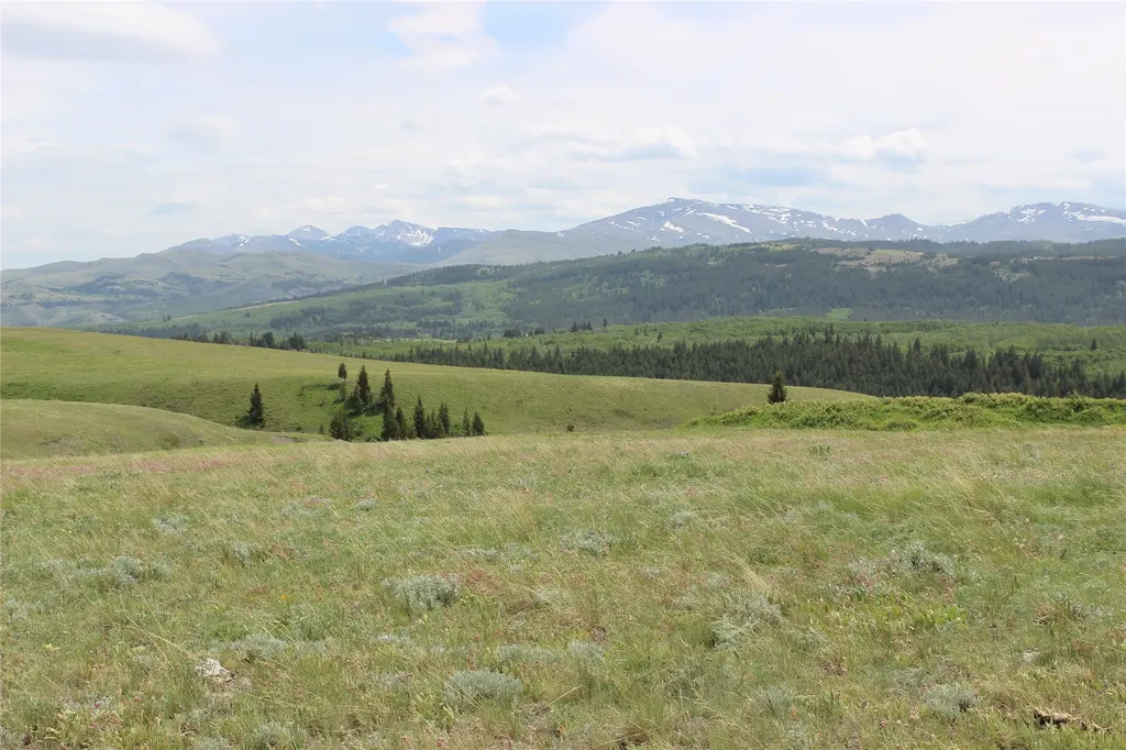 21001 Us Highway 2 East Glacier Park MT 59434