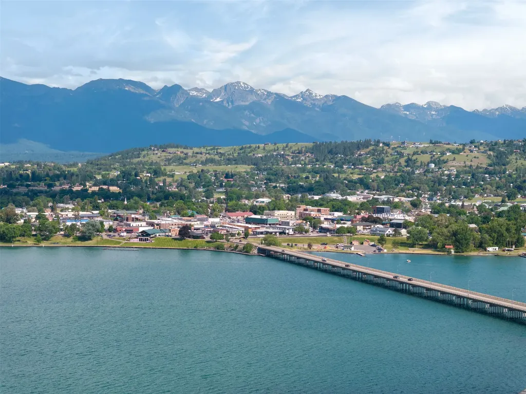 328 Shoreline Drive Polson MT 59860
