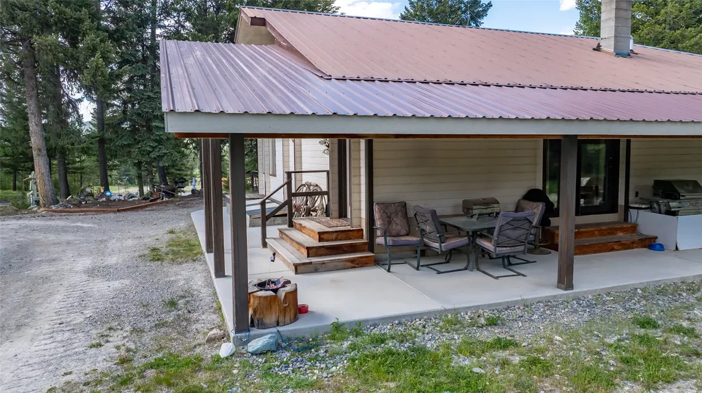 8250 Us Highway 2 W Marion MT 59925