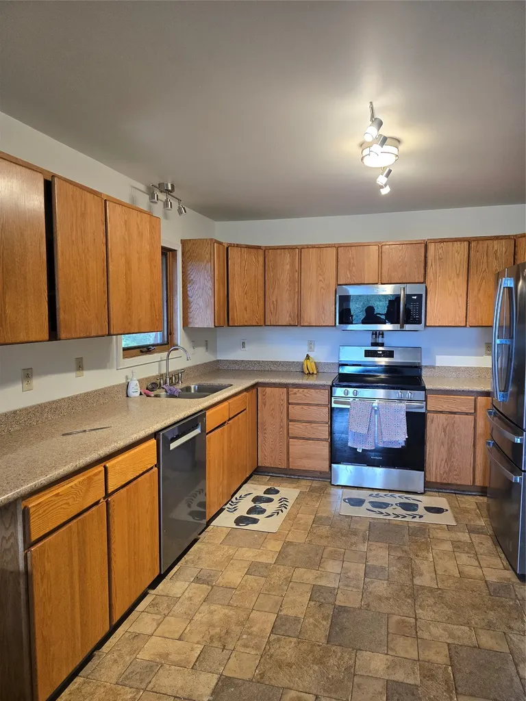2528 Lincoln Springs Drive Lincoln MT 59639