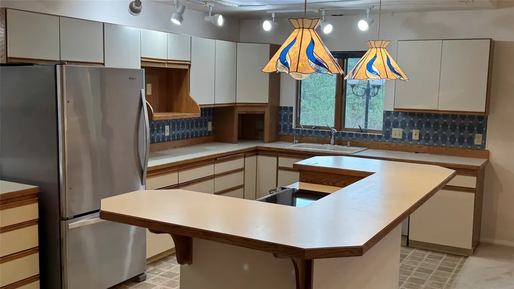 10 Pine Ridge Circle Clancy MT 59634