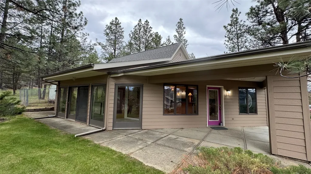 10 Pine Ridge Circle Clancy MT 59634
