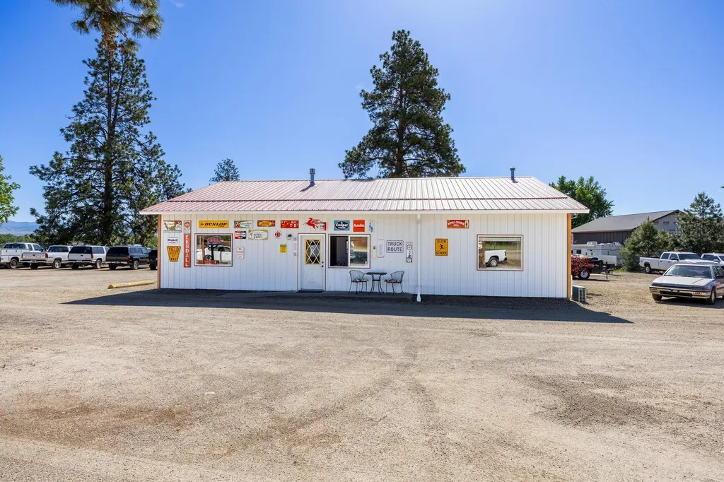 4062 Us Highway 93 N Stevensville MT 59870