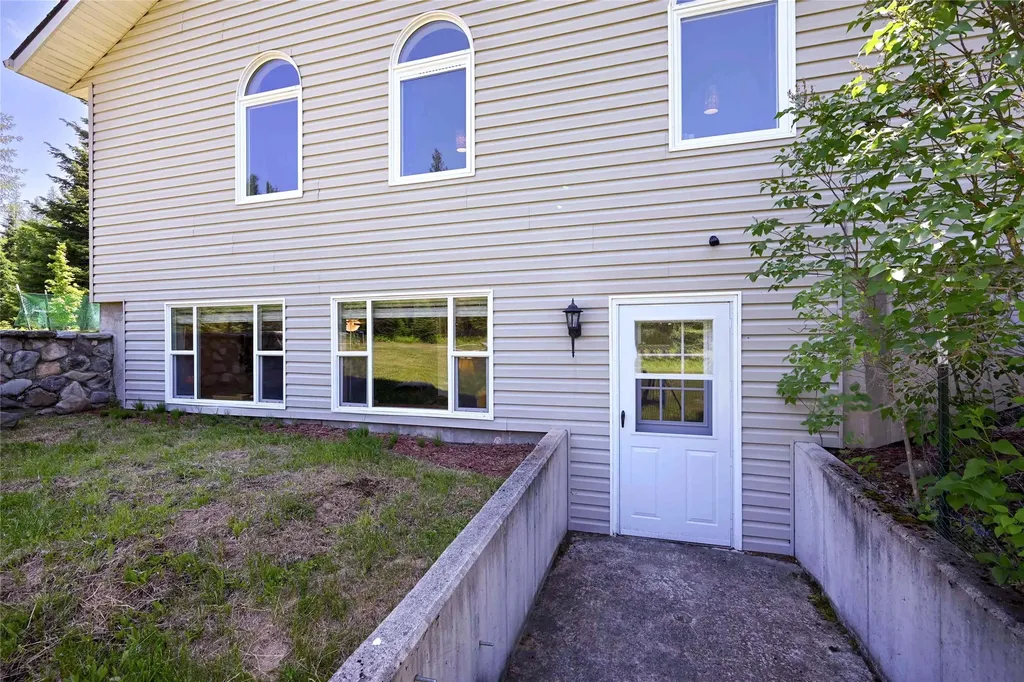 34 & 36 Childs Road Trout Creek MT 59874