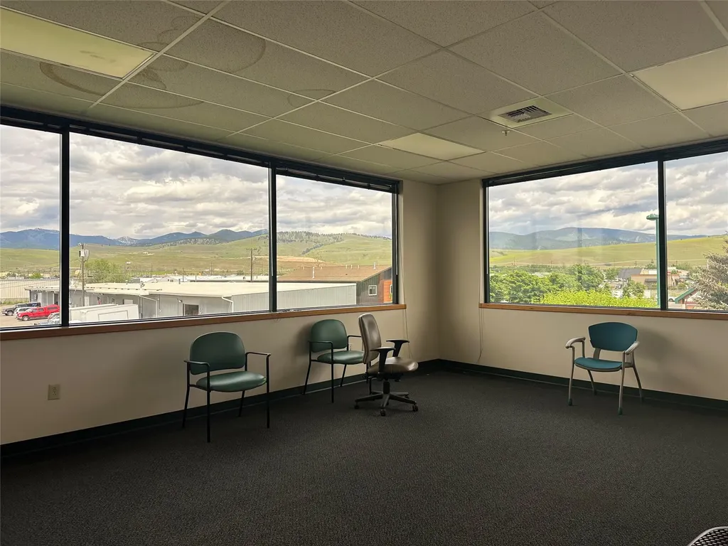 2687 Palmer Street Missoula MT 59808