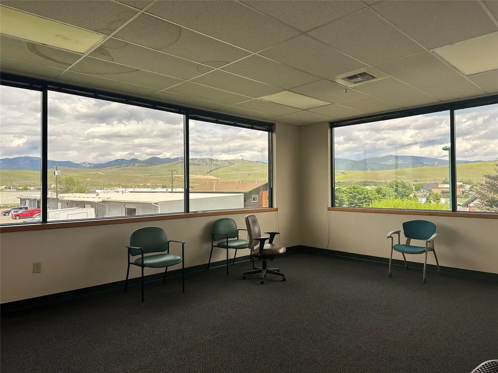 2687 Palmer Street Missoula MT 59808