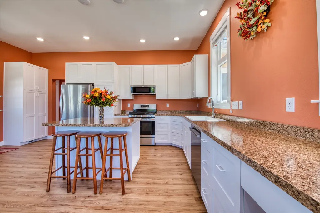 306 Mansion View Loop Hamilton MT 59840